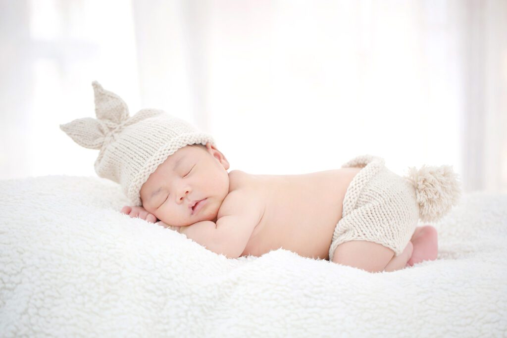 Newborn baby Image